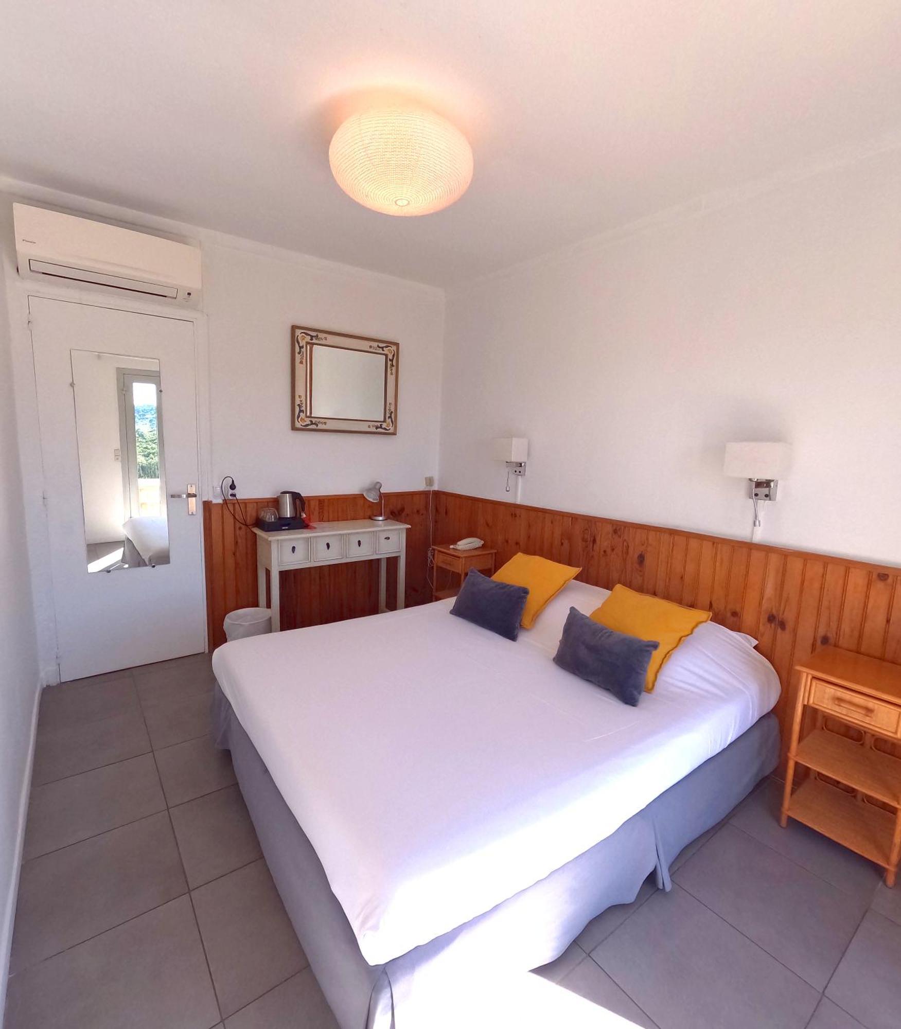 Hotel Azur 3*