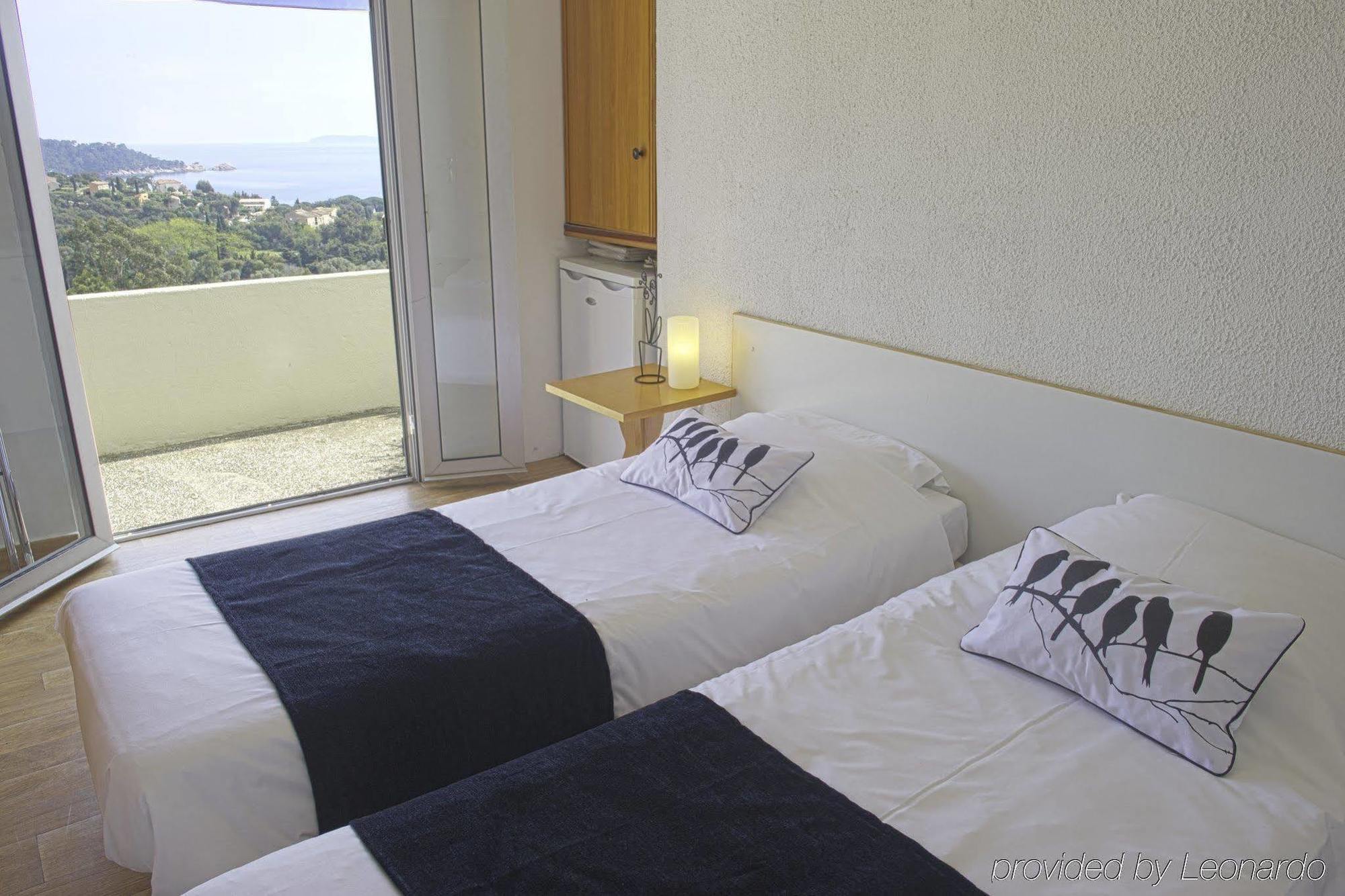 Azur 3*